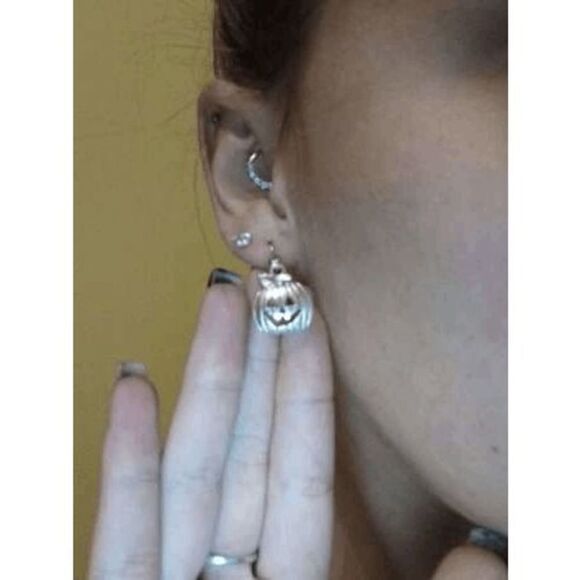SILVER PUMPKIN JACK-O-LANTERN DANGLE EARRINGS - Picture 4 of 6